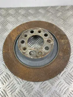 Bakre bromsskiva OEM FOB26964 för Jeep Compass