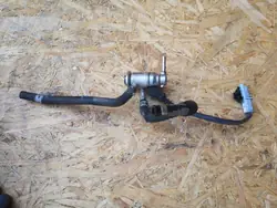 Inyector AdBlue Mercedes OEM 208995377R - Usado