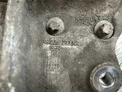 Moyeu de roue avant Mercedes-Benz C W205 OEM 2052100