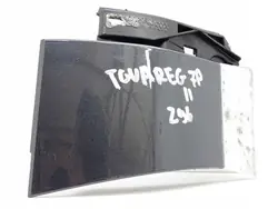 Vasen lokasuojan trimmi VW Touareg II 7P 7P6853717F