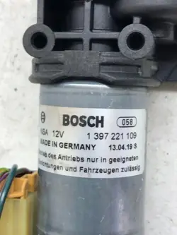Audi Kofferbakmotor OEM 1397221109 - Gebruikt