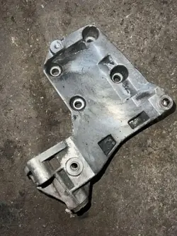 AC-compressorbevestiging OEM 7786194 BMW X5