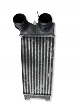 Intercooler-jäähdytin OEM 9656503980 Citroën C4:lle
