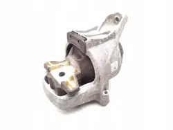 Audi A5 Moottorin kiinnike 2.0 TDI Diesel 8W0199372CD