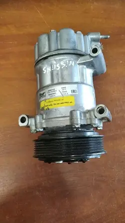 Compressore aria condizionata NISSENS 890743