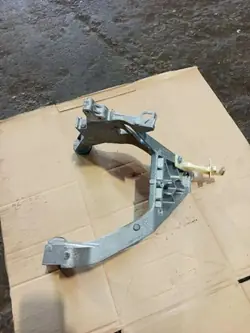 Suporte da coluna de direção OEM 668719 BMW 5 GT
