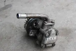 Pompe de direction assistée VW T5 2.5TDI Sans AC OE