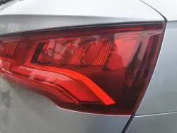 AUDI Q5 80A 17-20 Feu Arrière Droit LED USA