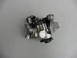 Pompe de direction OEM 8K0145156L pour Audi S4 B8