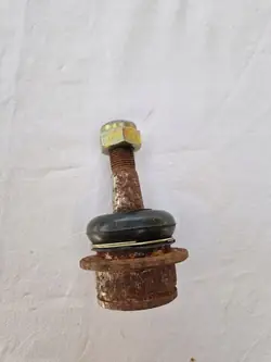 Ylätukivarren pultti Fiat 125P Polonez Krosno