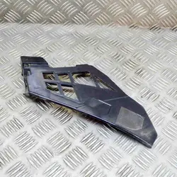 Guia de para-choque dianteiro esquerdo Mercedes W177 A1778851700