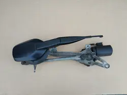 Mercedes W201 Scheibenwischermotor OEM 2018203442 Vorne