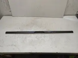 Mercedes W124 Farmari Takaluukun Ala Lista OEM 1247430293