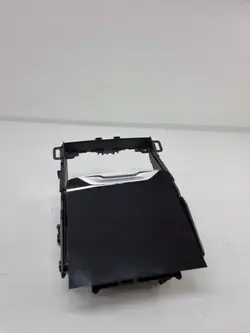 Cinzeiro painel BMW X7 G07 2022 OEM 5A34FD9