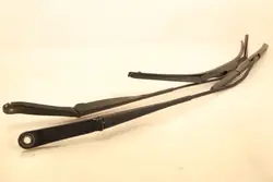 Renault OE 288863654R - Etupyyhkijän varret etupuolella