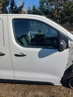 Höger Framdörr Toyota Proace Opel Vivaro C 17- OEM 9811893580