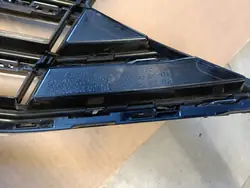 Grille R-Line VW Passat B8 OEM 3G0853651