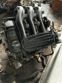 Ventiltäcke OEM POKRYWA ZAWORÓW för Citroen C3 DS3