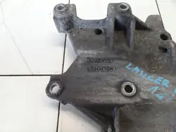 Suporte de compressor Mitsubishi MR360566
