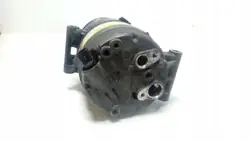 Compresseur de climatisation Renault OE 8200067915