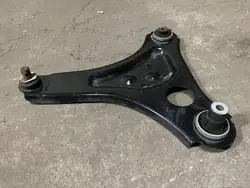 BRAS DE SUSPENSION AVANT DROIT RENAULT TWINGO III OEM 545048628R