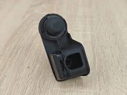 Parada do porta-malas traseiro esquerda BMW G26 OEM 7441961