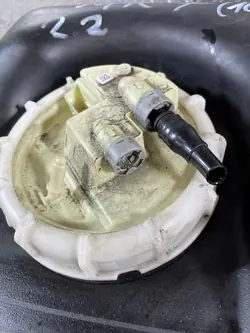 Réservoir carburant Ford Transit MK7 OEM CC119K007BD