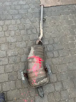 BMW E36 1.8 slutljuddämpare OEM 1737660