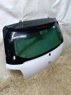 DS OEM takaluukku DS3 2015-2019 - Käytetty