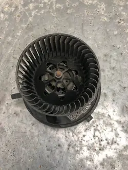 Ventilador Skoda Octavia II 1K1820015F