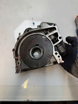 Oljepump Audi 100 C1 OEM 069115109 - 1900cm3 Bensin