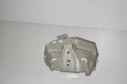 Support d'aile avant droit BMW OE 8737202