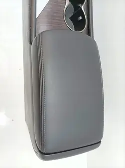 Mittkonsol armstöd Infiniti Q50 OEM 5907911266608