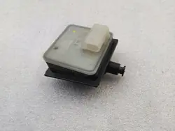 Mercedes polttoainekannen aktuaattori OEM A0008202305