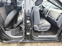 Painel de soleira direito Dodge RAM IV 10r OEM