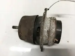 OEM 7L8199131A Motorfästen Audi Q7 2006 3.0L