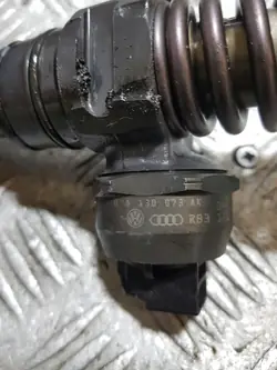 Insprutare OEM 038130073AK för VW Sharan 1.9 TDI