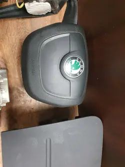 DESKA SKODA FABIA II Airbag-sensorkort 07-14