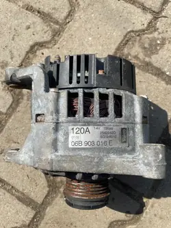 Alternaattori Skoda 06B903016E