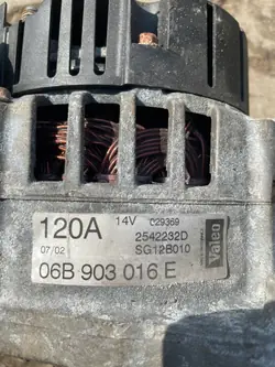 Alternateur Skoda 06B903016E