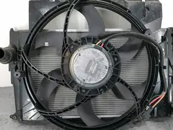 Radiateur d'eau avec ventilateur BMW E91 2.0 D 318d OEM 6078501E