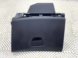 Passagerarhandskfack OEM 9672847477 Peugeot 2008 I