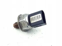 Capteur de pression de carburant Audi OE 059130758E