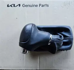 Pommeau de levier KIA Sportage III OEM 46700 3W140