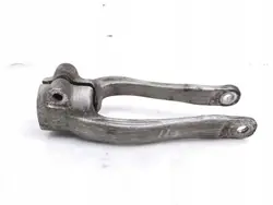 Alaisten jousituksen kiinnike OEM 6861200 Oikea puoli BMW 7 G11 G12