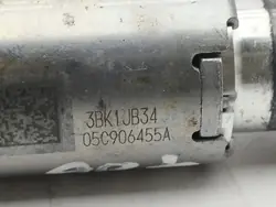 Nokka-akselin ohjausventtiili OEM 05C906455A - Käytetty
