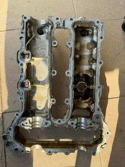 Couvercle de soupape OEM 9875306110 pour moteur 1.2 THP