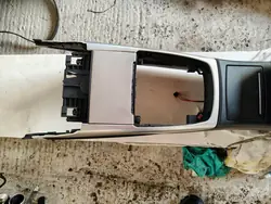 AUDI OEM keskikonsoli käsinoja A6 C7 2010-2014