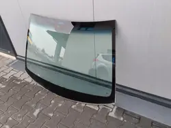 Begagnad SsangYong Tivoli 15-18 framruta OEM
