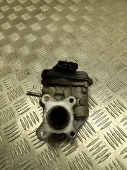 AGR-venttiili Nissan NP300 NAVARA 2009